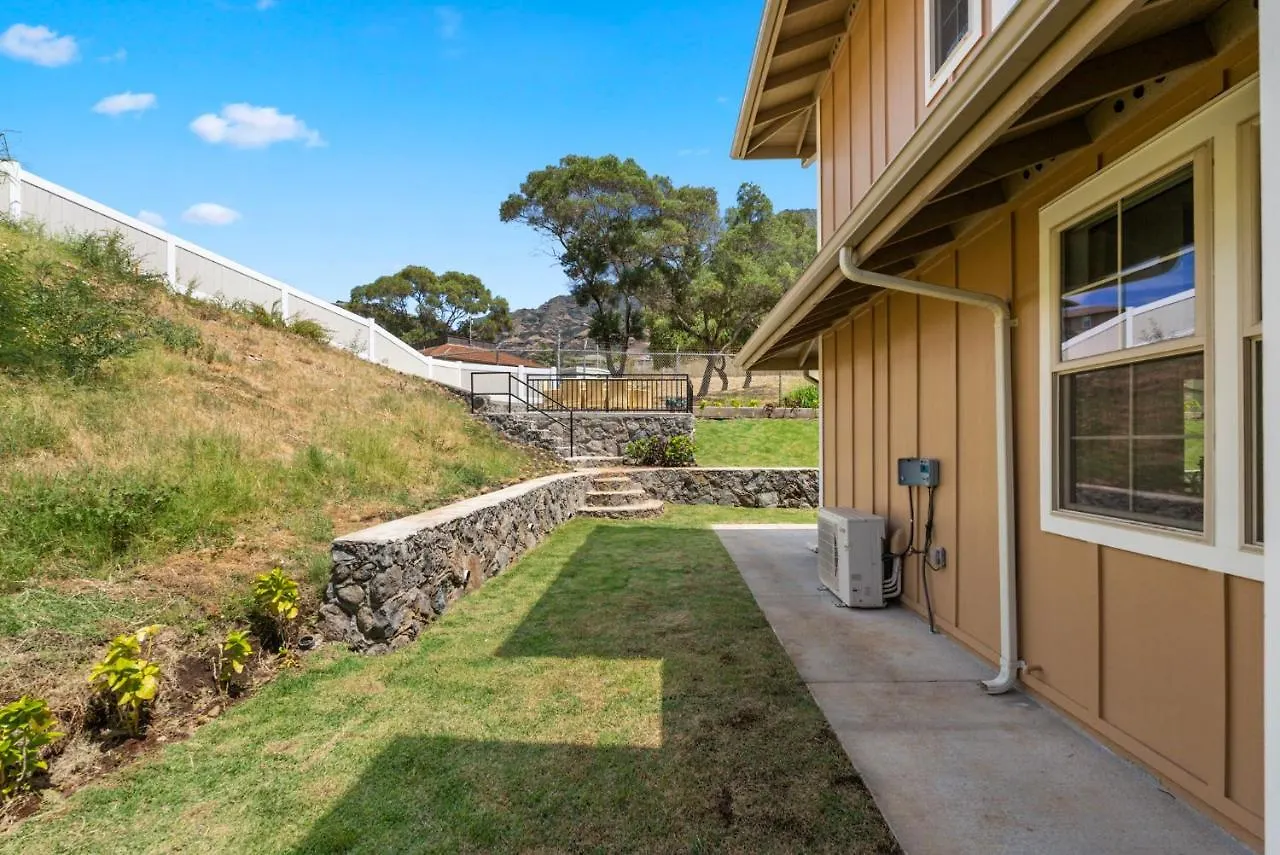 Holiday home @Marbella Lane- Idyllic Getaway In Makaha Paradise