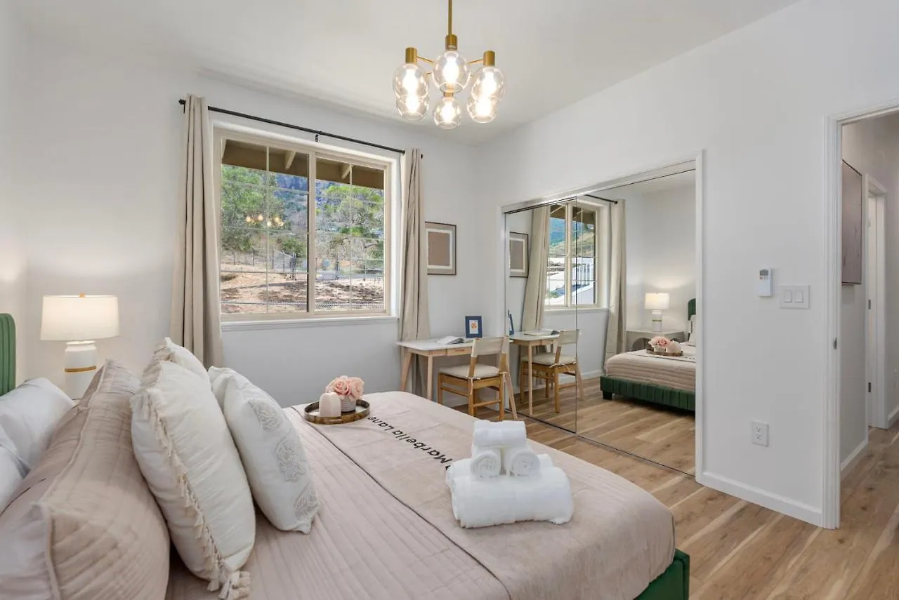 @Marbella Lane- Idyllic Getaway In Makaha Paradise Holiday home