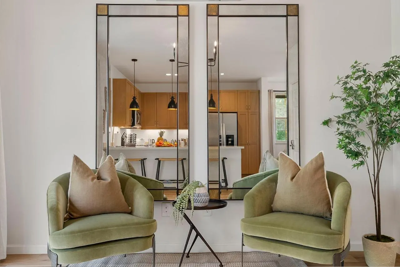 @Marbella Lane- Idyllic Getaway In Makaha Paradise Holiday home